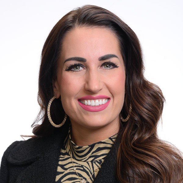 Amy Mims, Loan Originator